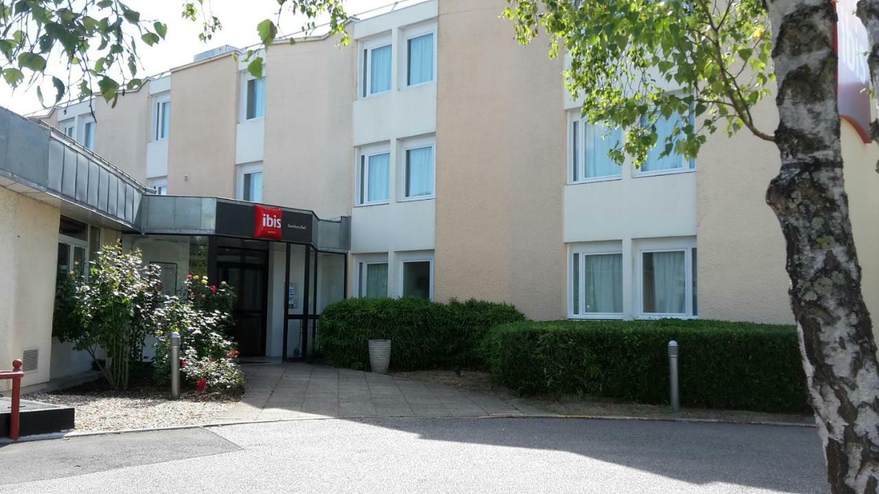 Ibis Rambouillet Hotell Eksteriør bilde