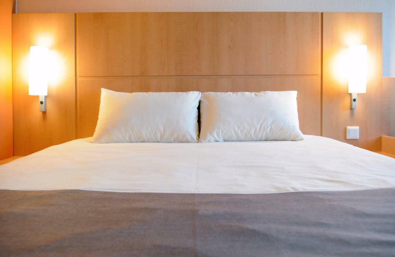 Ibis Rambouillet Hotell Eksteriør bilde