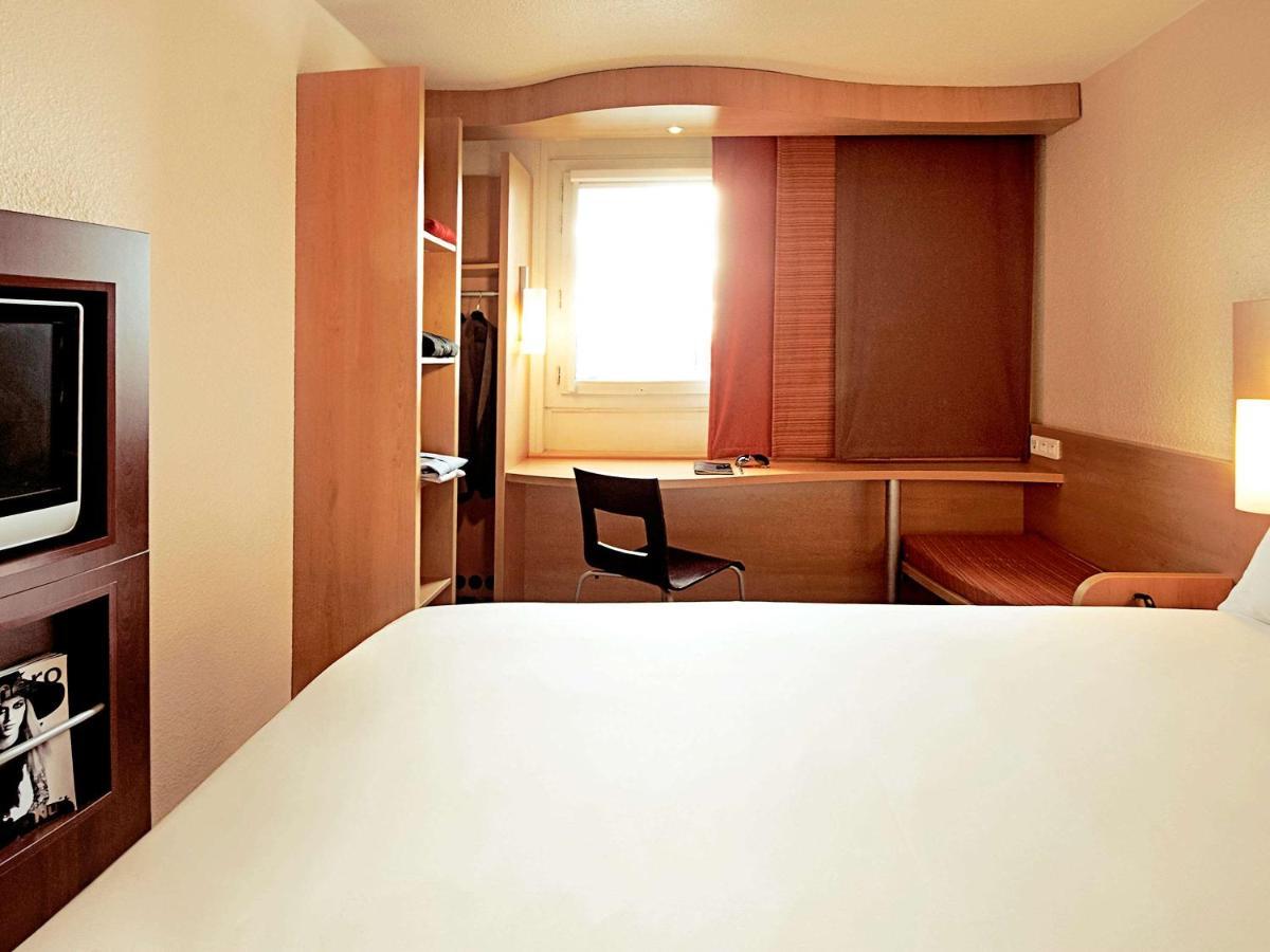 Ibis Rambouillet Hotell Eksteriør bilde